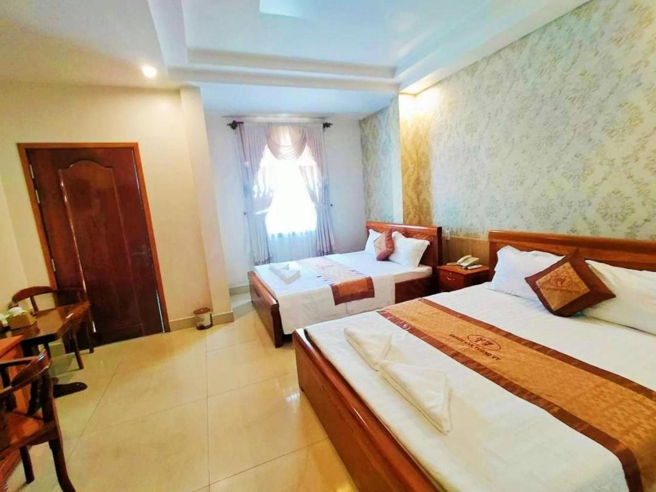 Khach San Tuong Vy Hotel Rạch Giá Luaran gambar