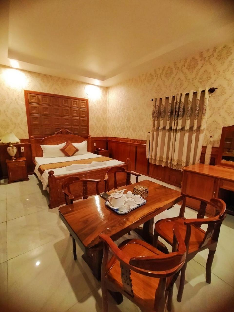 Khach San Tuong Vy Hotel Rạch Giá Luaran gambar