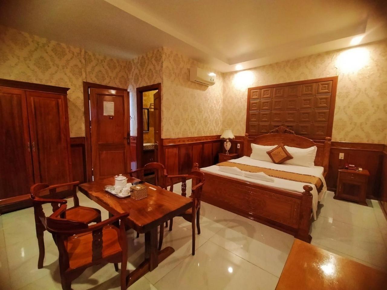 Khach San Tuong Vy Hotel Rạch Giá Luaran gambar
