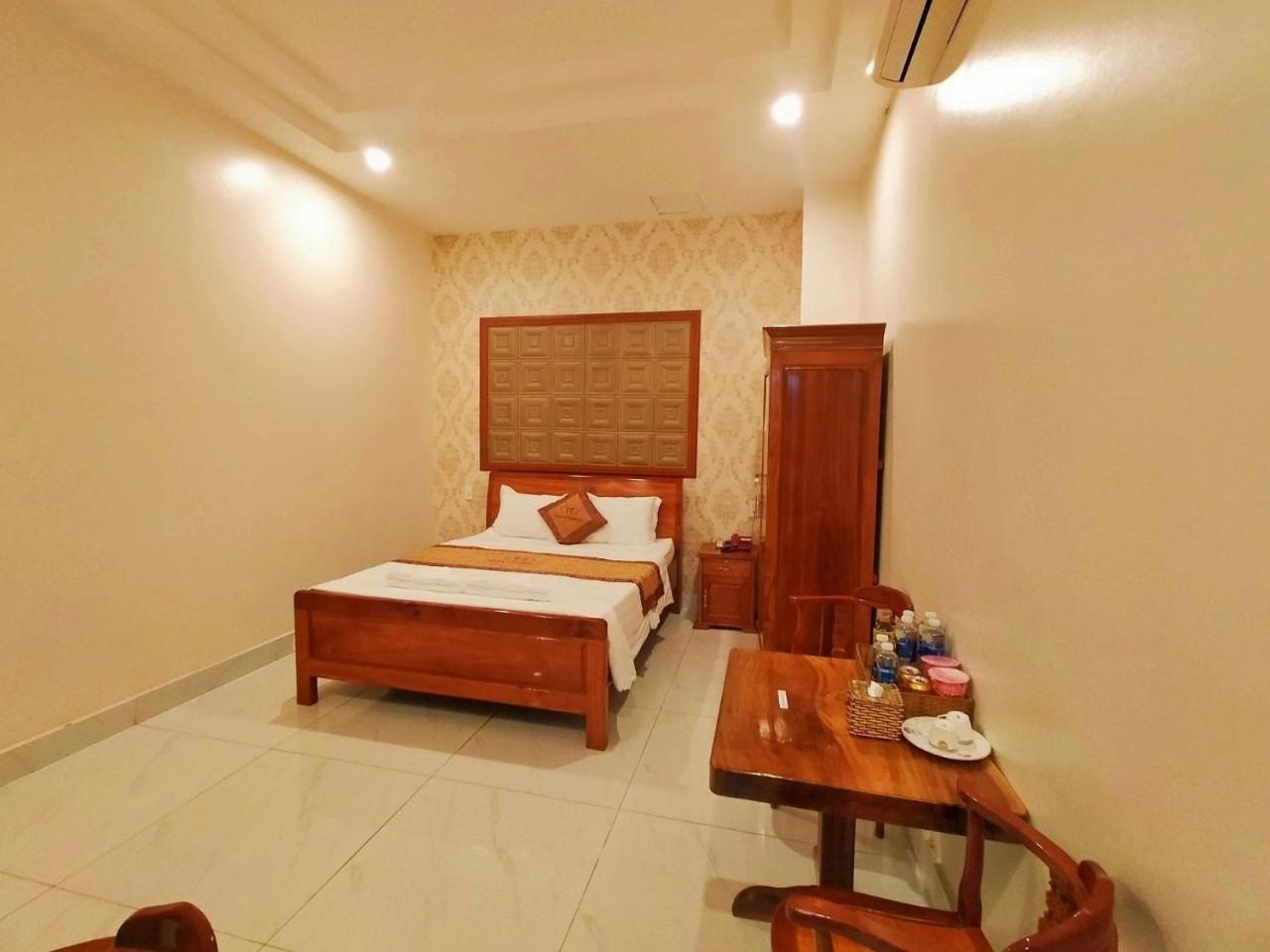 Khach San Tuong Vy Hotel Rạch Giá Bilik gambar